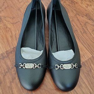 GUCCI BLACK LEATHER FLATS 39